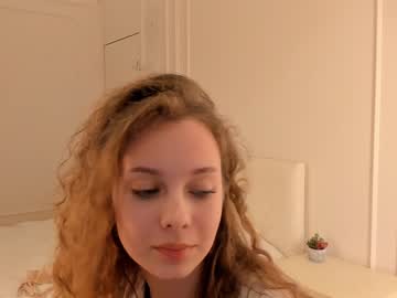 latina cam girl landrycarney image #3922388