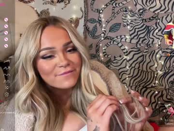 latina cam girl ari_02 image #3713663