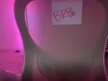 latina cam girl fangirlxo image #4243792