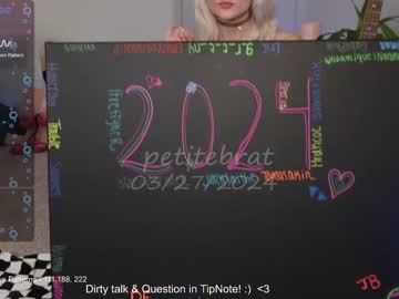 latina cam girl petitebrat image #4420302