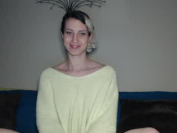 latina cam girl missourimistress image #717670