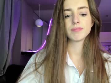 latina cam girl coy_amina_ image #1968491
