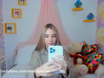 latina cam girl amelia__williams image #558608
