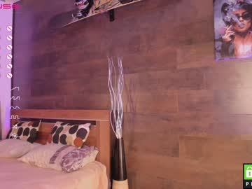 latina cam girl yolandabertha image #2499621