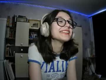 alodieherlan latina cam