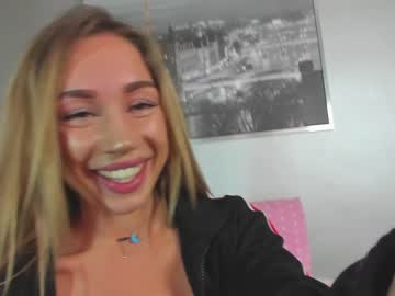 latina cam girl _mito_69 image #2524335