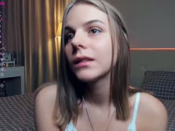 latina cam girl erline_may image #4523595