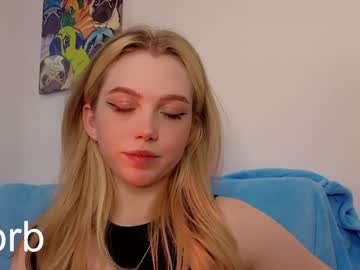 latina cam girl small_blondee image #2945315