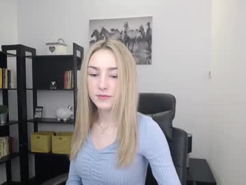 latina cam girl little_e_mily image #826101