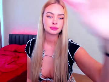 latina cam girl 8a8y_nura image #2377667