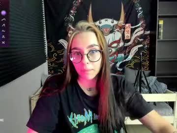 latina cam girl jennifermoonlight image #4657795