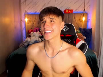 latina cam man thomklein image #3251130