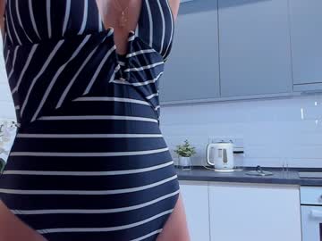 latina cam girl janecoxa image #3811030