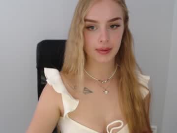 latina cam girl molly_wenis image #1600606