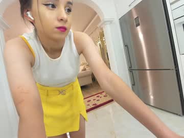 latina cam girl ehotlovea image #2037484