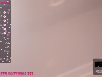 latina cam girl lindawarners image #2955425