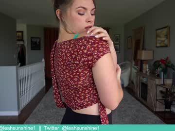 latina cam girl leahsunshine image #998795