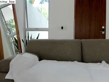 latina cam girl miiiawallace image #2827231