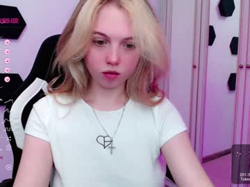 latina cam girl small_blondee image #2806846