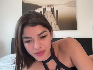 latina cam girl lauraloveoxox image #4670054