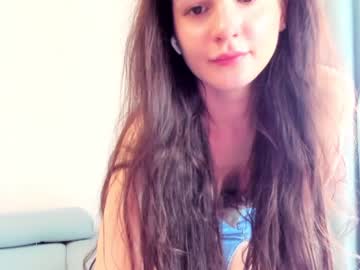 latina cam girl elaanna image #3178254