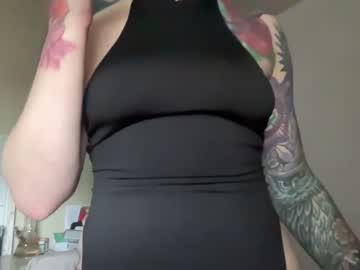latina cam girl oftenelle image #2895472