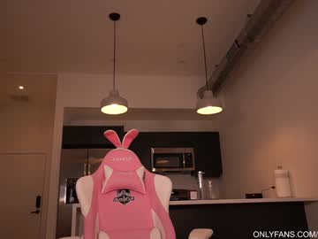 latina cam girl bailey_eilish image #1704078