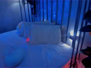 latina cam girl juliabeng1 image #3112781