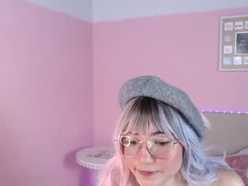 latina cam girl little_effy18 image #362721