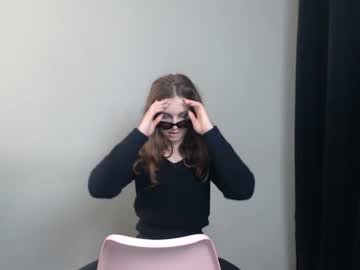 latina cam girl mija_mari image #2087747