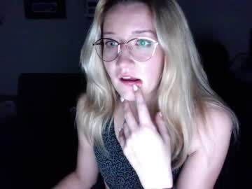 latina cam girl elizabeverly image #397194