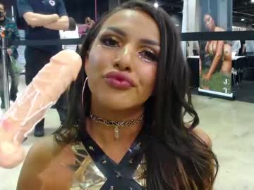 latina cam girl himexmarie image #1109418