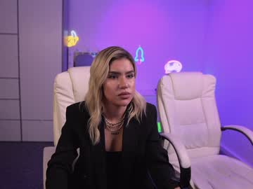 latina cam couple kira0541 image #1435559