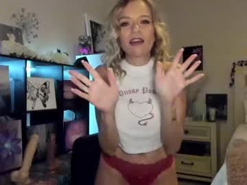 latina cam girl laceycoffeegirl image #3620940