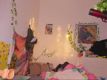 latina cam girl kaveskiki image #539471