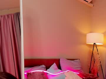 latina cam girl winniewest_ image #2988331