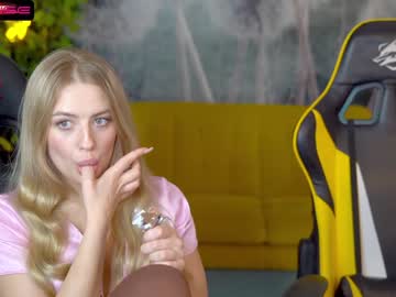 latina cam couple kira0541 image #2658323