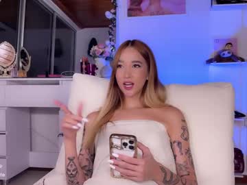 mileywhitexo latina cam