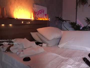latina cam girl _deepthroatgalactica image #1992590