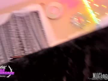 latina cam girl milf_lacey image #2308973