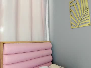 latina cam girl roberta_lipa image #1721251