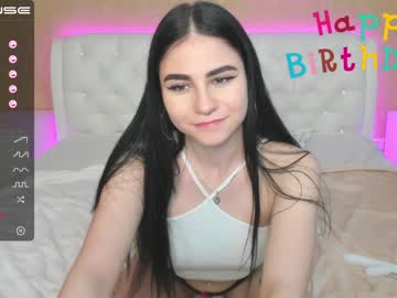 latina cam girl agathablake_ image #1100565