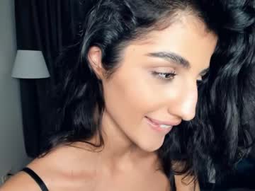 latina cam girl suzannedavise image #3767695