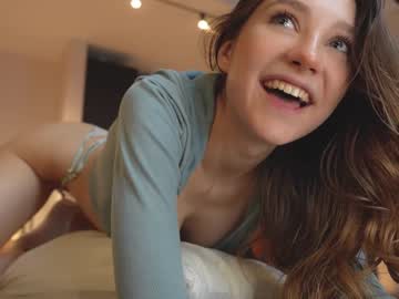 latina cam girl mia_elfie image #4541569