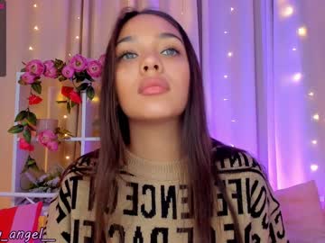 latina cam girl annbarby image #342120