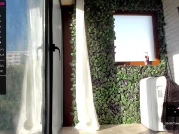 latina cam girl sassyt33n image #1934439