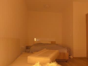 latina cam girl esther_estrie image #4345294