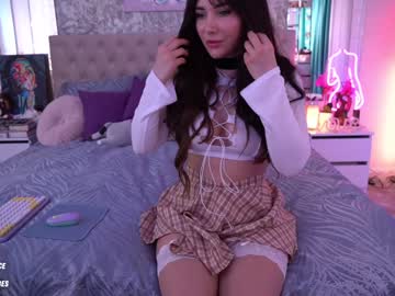 latina cam girl sweety_rinushka_ image #2432403