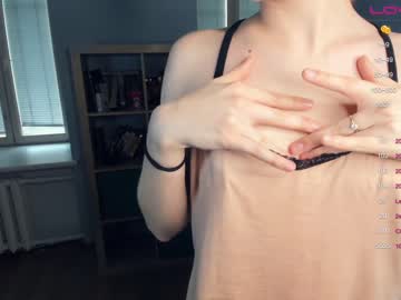 latina cam girl youne_and_beautiful image #2816016