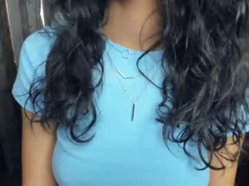 latina cam girl suzannedavise image #3728526
